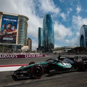 Russell vince a Baku davanti a Verstappen, 4° Leclerc e 5° Antonelli Russell vince a Baku davanti a Verstappen, 4° Leclerc e 5° Antonelli