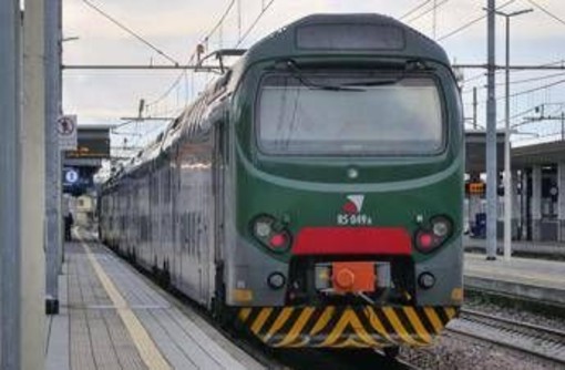Sciopero 28 novembre, l'Italia si ferma: dai treni ad aerei e scuola, orari e fasce di garanzia Sciopero 28 novembre, l'Italia si ferma: dai treni ad aerei e scuola, orari e fasce di garanzia