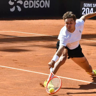 Cobolli batte Rublev e vince l’Atp 500 di Amburgo