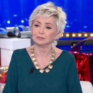 Domenica In, Enrica Bonaccorti e la malattia: "Sono in un limbo, aspetto risposte"
