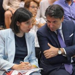 Nodo Ucraina e armi a Kiev, centrosinistra risponde a Conte su primarie e programma: le posizioni dei partiti Nodo Ucraina e armi a Kiev, centrosinistra risponde a Conte su primarie e programma: le posizioni dei partiti