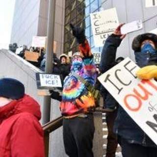 Minneapolis, malcontento tra gli italo-americani: "Da sempre repubblicani ma è inaccettabile ciò che succede" Minneapolis, malcontento tra gli italo-americani: "Da sempre repubblicani ma è inaccettabile ciò che succede"