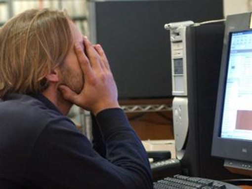 Intelligenza artificiale, il 'nuovo' stress dei lavoratori: "Addestriamo chi ci sostituirà" Intelligenza artificiale, il 'nuovo' stress dei lavoratori: "Addestriamo chi ci sostituirà"
