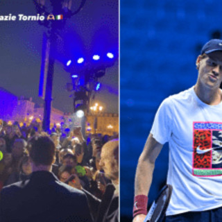 Sinner ringrazia Torino con... un errore, ma poi rimedia