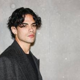 Tommaso Marini e la polemica sullo smalto, cosa ha detto a 'La volta buona' Tommaso Marini e la polemica sullo smalto, cosa ha detto a 'La volta buona'