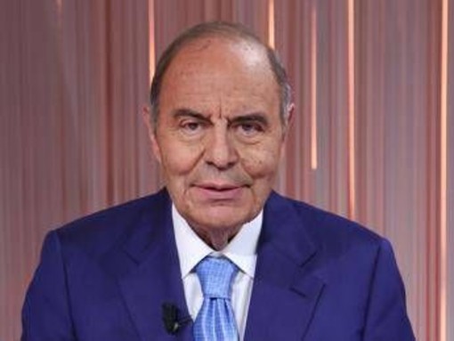'Porta a Porta', al via da stasera su Rai1: Vespa apre con Germania, governo Meloni e campo largo 'Porta a Porta', al via da stasera su Rai1: Vespa apre con Germania, governo Meloni e campo largo