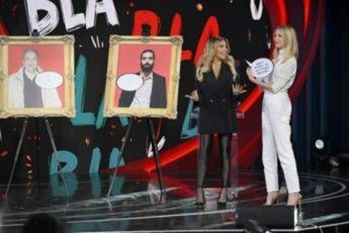 Selvaggia Lucarelli, da Fedez a Barbara D'Urso: le frecciate a 'Obbligo o verità'