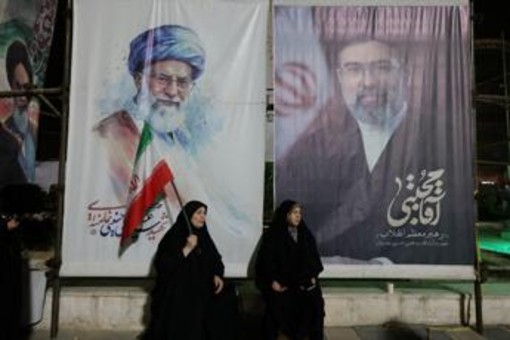 Spiragli diplomatici in Iran, 'progressi' per Teheran e Islamabad: Oman media su Hormuz