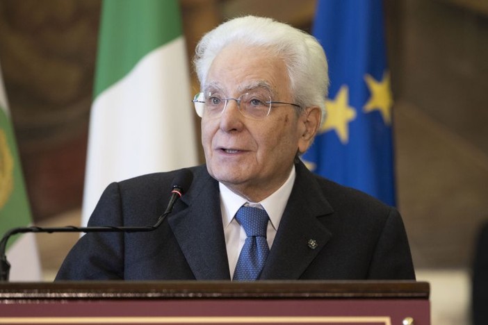 Mattarella “Con mancata realizzazione difesa comune Ue drammatiche conseguenze” Mattarella “Con mancata realizzazione difesa comune Ue drammatiche conseguenze”