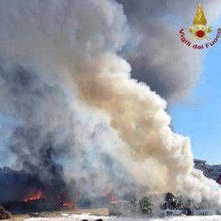 Paura a Roma, esplosione in distributore di benzina: 29 feriti, danni alle case. Testimoni: &quot;Sembrava una bomba&quot; - Video