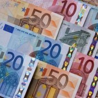 Tredicesima 2025, in arrivo 52,5 miliardi ma solo uno su due la userà per i regali di Natale Tredicesima 2025, in arrivo 52,5 miliardi ma solo uno su due la userà per i regali di Natale