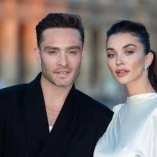 Ed Westwick papà, è nato il figlio Oscar Alexander: l'annuncio sui social