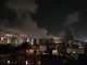 Attacco israeliano all'Iran, colonne di fumo su Teheran - Video