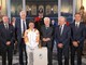 Milano-Cortina, la fiamma olimpica è arrivata in Italia ed è stata consegnata a Mattarella Milano-Cortina, la fiamma olimpica è arrivata in Italia ed è stata consegnata a Mattarella