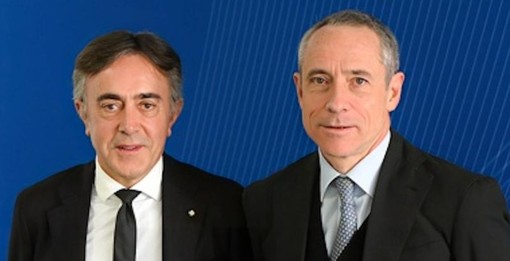 Poste sale al 66,6% di Tim, dopo l’Opas partirà l’integrazione tra le aziende Poste sale al 66,6% di Tim, dopo l’Opas partirà l’integrazione tra le aziende