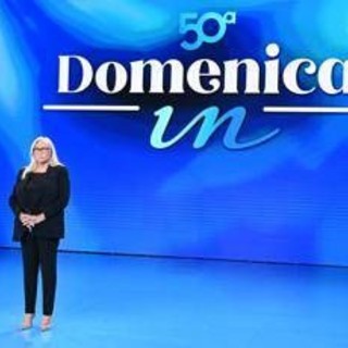 Domenica In, oggi puntata speciale (e più corta): il ricordo per Ornella Vanoni Domenica In, oggi puntata speciale (e più corta): il ricordo per Ornella Vanoni