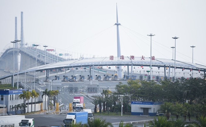 Cina, dal 2018 transitati 100 milioni di veicoli su ponte Hong Kong-Zhuhai-Macao Cina, dal 2018 transitati 100 milioni di veicoli su ponte Hong Kong-Zhuhai-Macao