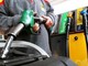 Carburanti, diesel e benzina sempre più cari: fino a 12 euro in più per il pieno Carburanti, diesel e benzina sempre più cari: fino a 12 euro in più per il pieno