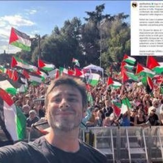 Di Battista: "Mi sento meglio, torno in Italia venerdì" Di Battista: "Mi sento meglio, torno in Italia venerdì"