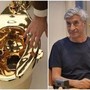 Il wc d'oro da 12,1 milioni di dollari di Cattelan sarà esposto in un museo