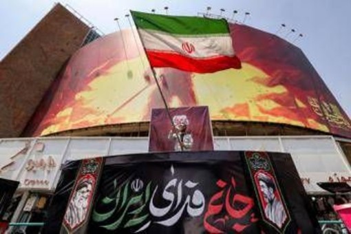 Iran, Teheran prepara escalation con Usa: più ruolo Pasdaran e milizie, il piano segreto Iran, Teheran prepara escalation con Usa: più ruolo Pasdaran e milizie, il piano segreto