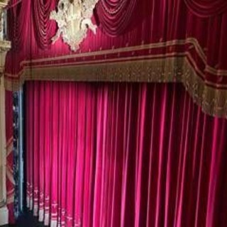 Prima della Scala, il governatore Fontana: "Governo assente? Ce ne faremo una ragione" Prima della Scala, il governatore Fontana: "Governo assente? Ce ne faremo una ragione"