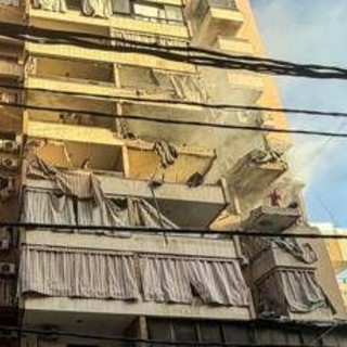 Libano, raid Israele su Beirut: "Obiettivo era capo di stato maggiore Hezbollah" Libano, raid Israele su Beirut: "Obiettivo era capo di stato maggiore Hezbollah"