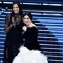 Sanremo, Pausini cigno nero e Irina odalisca: le pagelle ai look della terza serata Sanremo, Pausini cigno nero e Irina odalisca: le pagelle ai look della terza serata