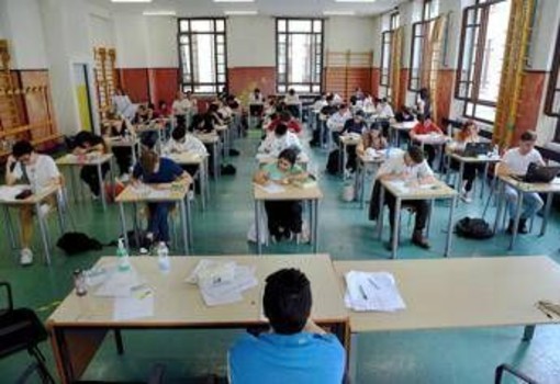 Maturità 2025, Cartesio, Platone e un accenno d'arte nella seconda prova di matematica allo Scientifico
