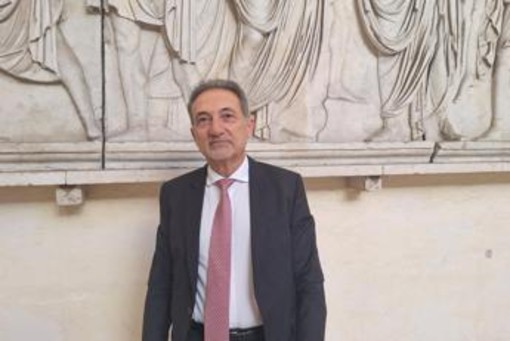 Alzheimer, neurologo Di Lazzaro: "Si può prevenire fino a un caso di demenza su 2" Alzheimer, neurologo Di Lazzaro: "Si può prevenire fino a un caso di demenza su 2"