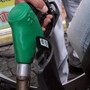 Caro carburanti, prezzi benzina e diesel continuano a salire
