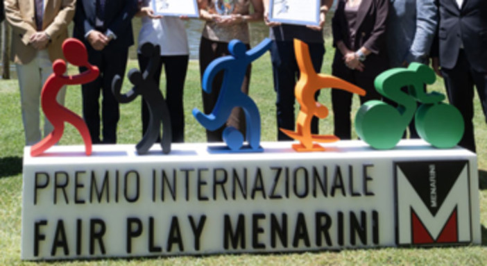 Premio 'Internazionale Fair Play Menarini', Diego Milito ed Emilio Butragueno nel parterre 30esima edizione