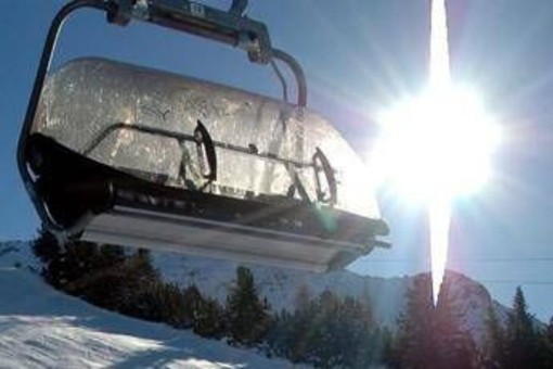 Seggiovia bloccata in Trentino, evacuati in 160 Seggiovia bloccata in Trentino, evacuati in 160