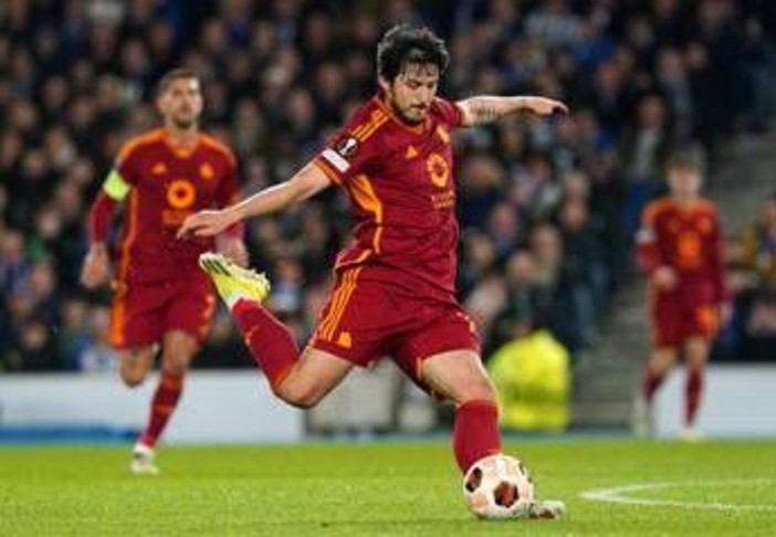 Iran, Azmoun non convocato per i Mondiali: "È un traditore"