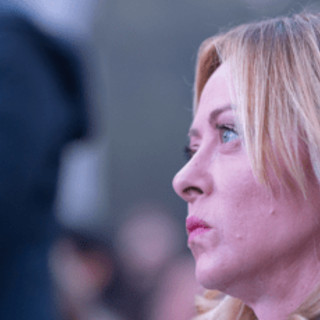 Scontri al corteo per Askatasuna, Meloni alle Molinette in visita agli agenti feriti