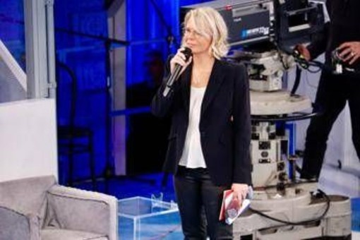 Amici, oggi domenica 16 novembre: ospiti e anticipazioni Amici, oggi domenica 16 novembre: ospiti e anticipazioni