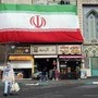 Iran, i falchi di Teheran invocano la bomba atomica: "E' il momento giusto" Iran, i falchi di Teheran invocano la bomba atomica: "E' il momento giusto"