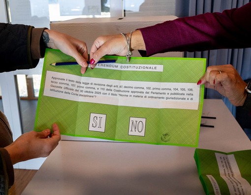 Referendum, per gli exit poll è davanti il No. Affluenza oltre il 58%