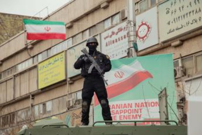 Iran, capo esercito: "30.000 dollari per ogni militare Usa catturato o ucciso"