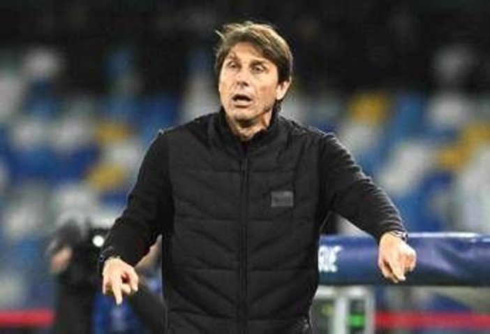 Conte: "Disastro Napoli? Piano con le parole". Poi critica il calendario