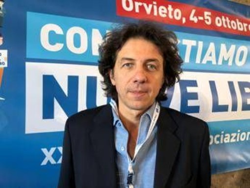 Fine vita, Cappato: "Diritto aiuto medico a morte volontaria riconosciuto a 16 persone" Fine vita, Cappato: "Diritto aiuto medico a morte volontaria riconosciuto a 16 persone"