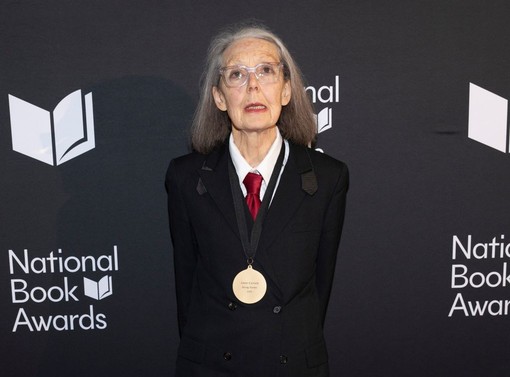 Vince il Premio Nobel per la Letteratura 2026 la canadese Anne Carson Vince il Premio Nobel per la Letteratura 2026 la canadese Anne Carson
