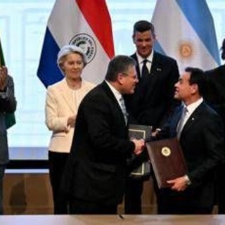 Ue-Mercosur, firmato accordo in Paraguay. Ora l'approvazione del Parlamento europeo