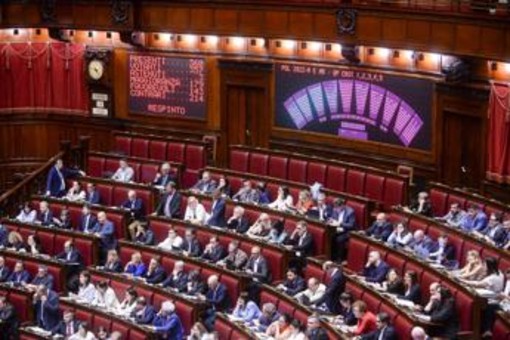 Legge elettorale, franchi tiratori mandano sotto governo su preferenze. Ira Meloni: "Ha vinto palude, serve una riflessione" Legge elettorale, franchi tiratori mandano sotto governo su preferenze. Ira Meloni: "Ha vinto palude, serve una riflessione"