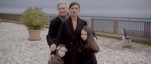 'AncheSeLiOdio', arriva il thriller che esplora la famiglia nell'era digitale 'AncheSeLiOdio', arriva il thriller che esplora la famiglia nell'era digitale