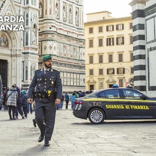 Firenze, scoperto un sistema di contrabbando per oltre 100 milioni di euro