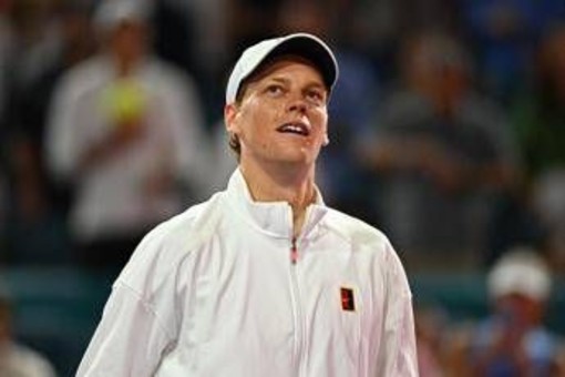 A Miami Sinner batte il record di Djokovic: "Felice ma non gioco per questo"