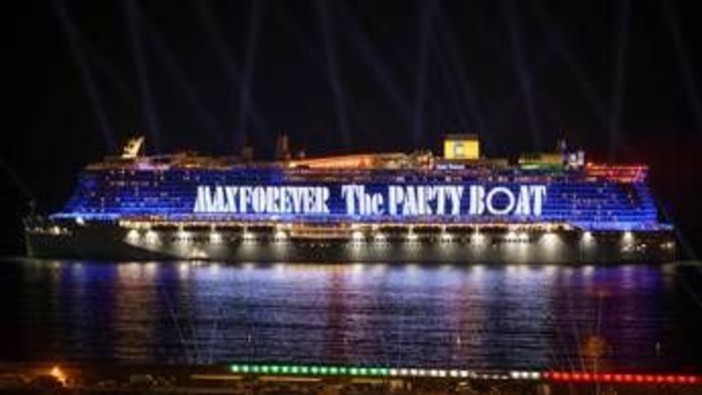 Sanremo, Costa Crociere 'accende' festival con la Crociera della Musica e Max Pezzali Sanremo, Costa Crociere 'accende' festival con la Crociera della Musica e Max Pezzali