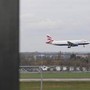 Gb, emergenza su volo British Airways per Chicago: aereo rientra a Londra Gb, emergenza su volo British Airways per Chicago: aereo rientra a Londra