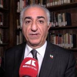 Iran, Pahlavi: "Serve supporto esterno per abbattere regime, come per Mandela"